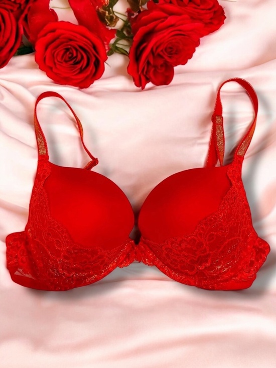 Victoria's Secret Other - Victoria's Secret Bombshell Bra with lace: 34A